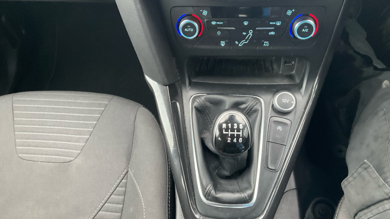 Ford Focus 1.0 EcoBoost 125 Titanium 5dr Petrol Hatchback